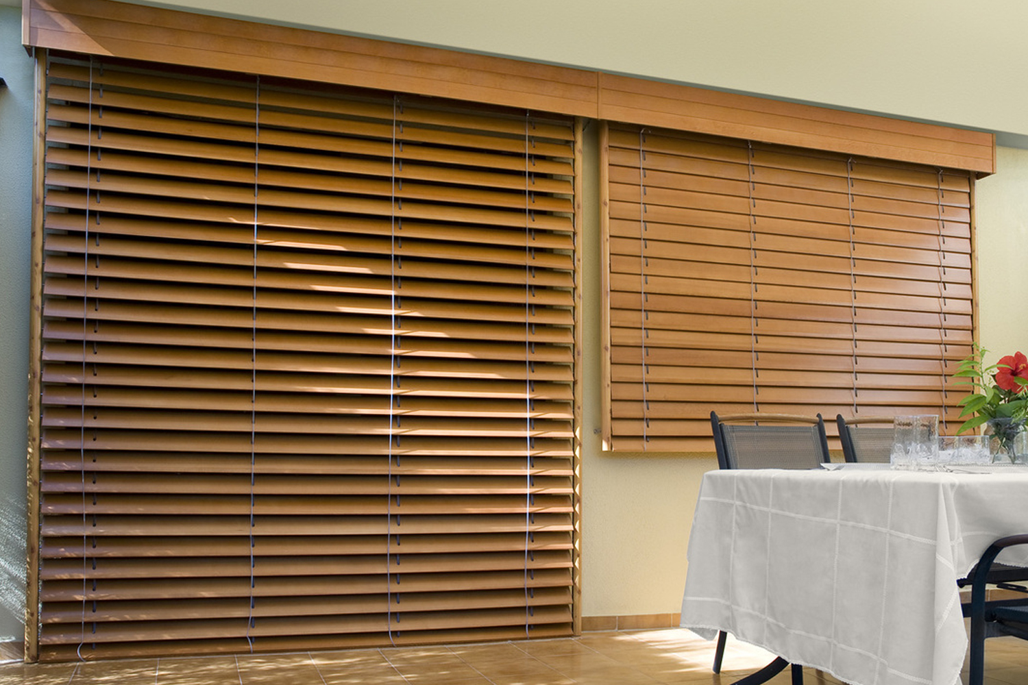 Жалюзи из натурального дерева и бамбука
